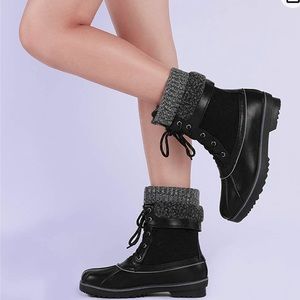 Brand new  ( no tag) Snow Boots.